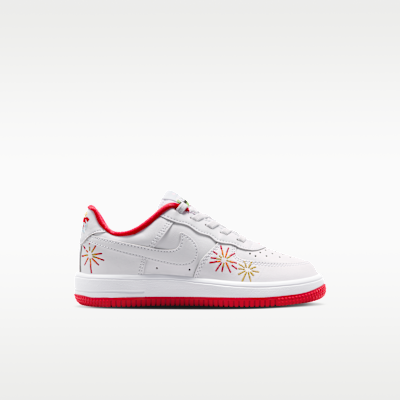 Lookbook (PS) 耐克Air Force 1 Low简易穿脱 白/白/大学红/白 IQ1136-111
