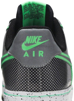 나이키 에어포스 1 로우 I/O DB '도른베쳐' 585195-003 Sizing 나이키 에어포스 1 로우 I/O DB '도른베쳐' 585195-003