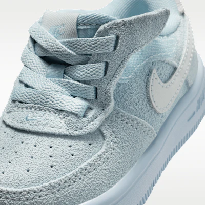 Nike Air Force 1 Low LV8 Easy On Light Armory Blue/Pure Platinum II7092-400 Sizing Nike Air Force 1 Low LV8 Easy On Light Armory Blue/Pure Platinum II7092-400