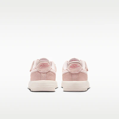 耐克Air Force 1低帮LV8便捷款 浅红/大学红/米白 II7095-600 Details for 耐克Air Force 1低帮LV8便捷款 浅红/大学红/米白 II7095-600