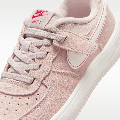 耐克Air Force 1低帮LV8便捷款 浅红/大学红/米白 II7095-600 Sizing 耐克Air Force 1低帮LV8便捷款 浅红/大学红/米白 II7095-600