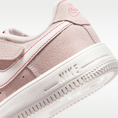 耐克Air Force 1低帮LV8便捷款 浅红/大学红/米白 II7095-600 Cheap 耐克Air Force 1低帮LV8便捷款 浅红/大学红/米白 II7095-600