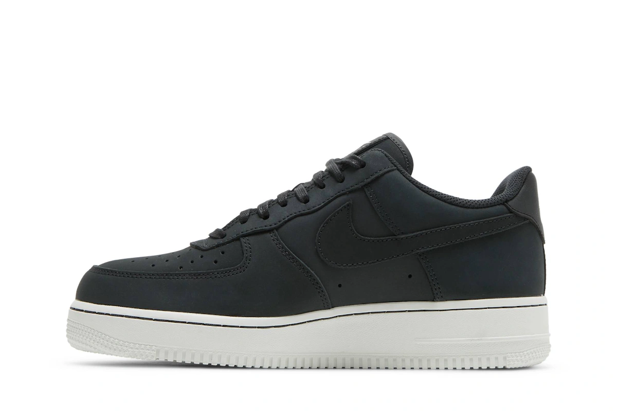 Nike Air Force 1 Low LX 'Off-Noir' DQ8571-001