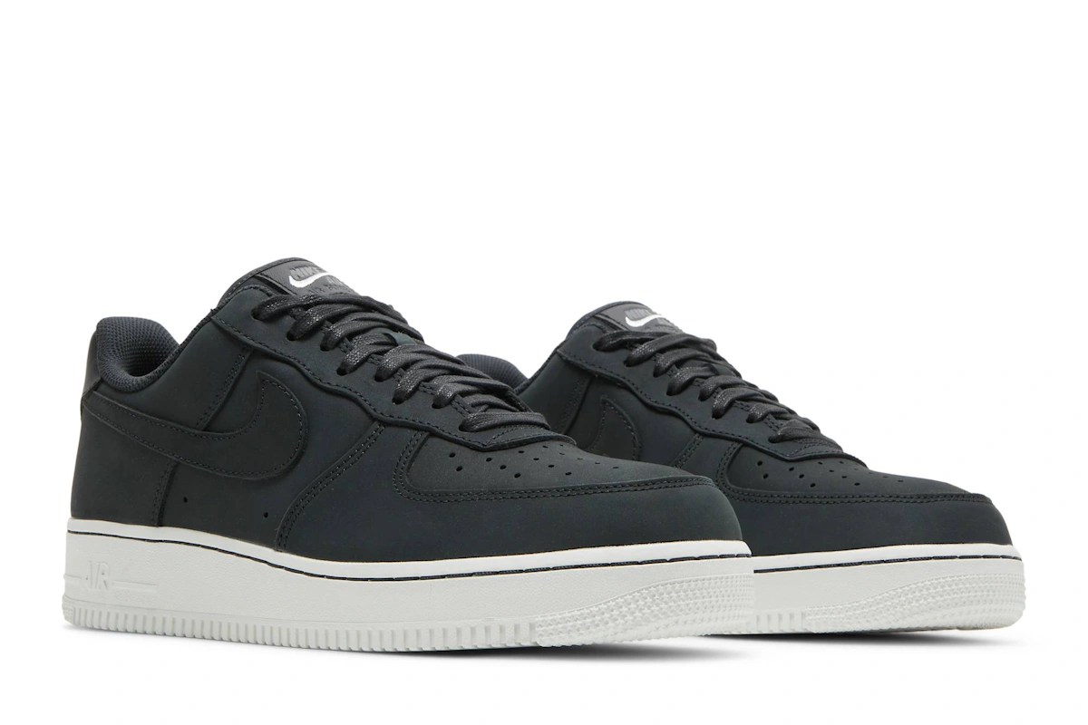 Nike Air Force 1 Low LX 'Off-Noir' DQ8571-001