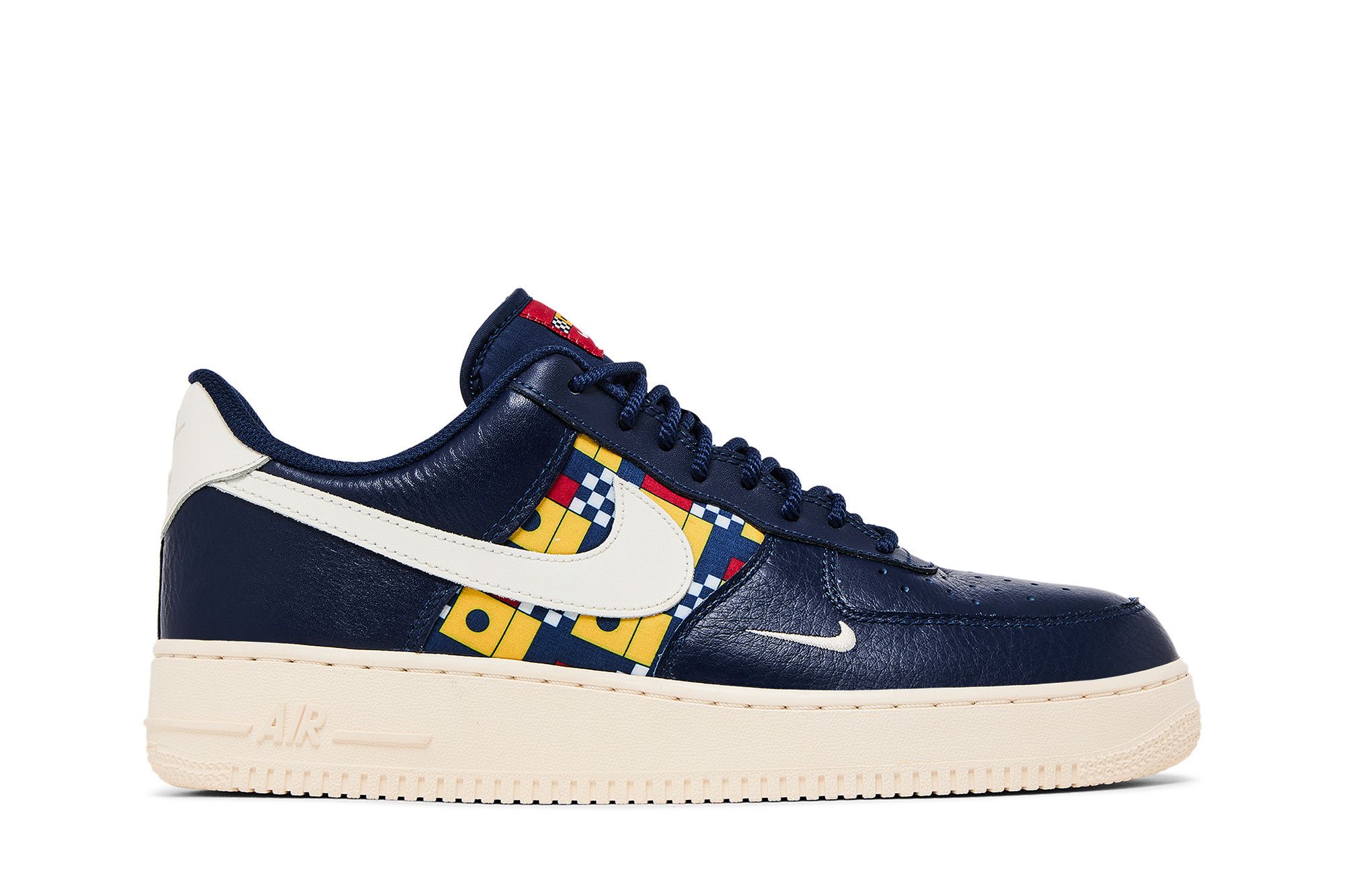 Buy Nike Air Force 1 Low Nautical Redux da Uomo AR5394-400
