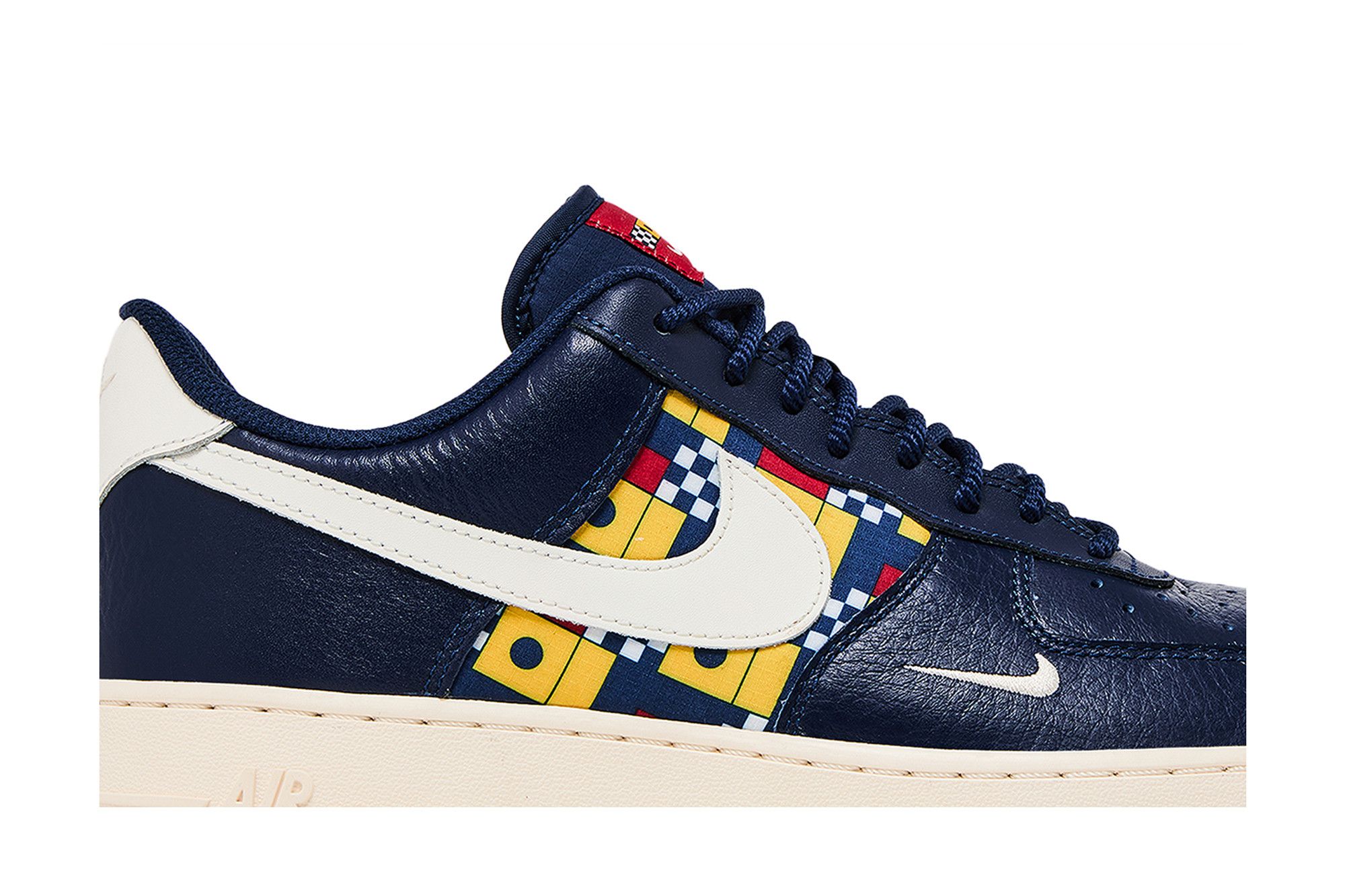Order Nike Air Force 1 Low Nautical Redux da Uomo AR5394-400