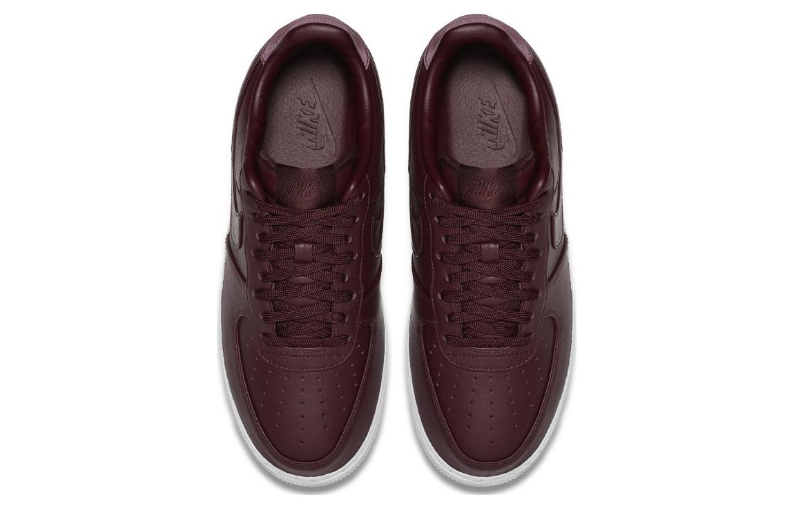 Lookbook Nike Air Force 1 Bassa Night Maroon 555106-661