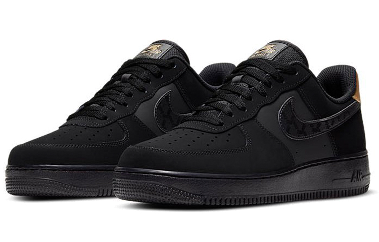 Lookbook 耐克空军一号低帮黑色金属黄金翻毛皮(2021) DH2473-001