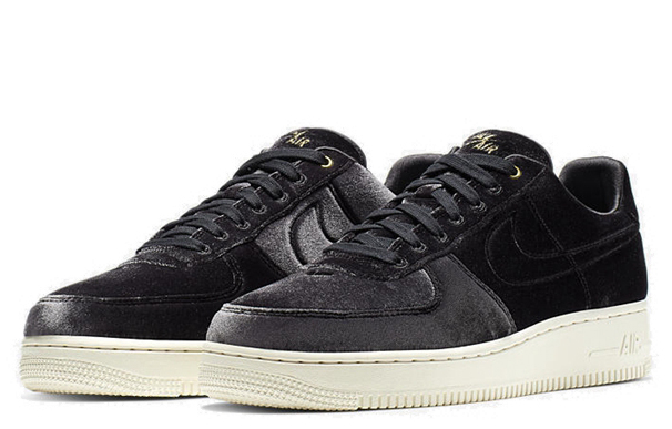 Lookbook ナイキ エアフォース1 プレミアム ベロア 黒 (Nike AF1 プレミアム ベロア 黒) AT4144-001