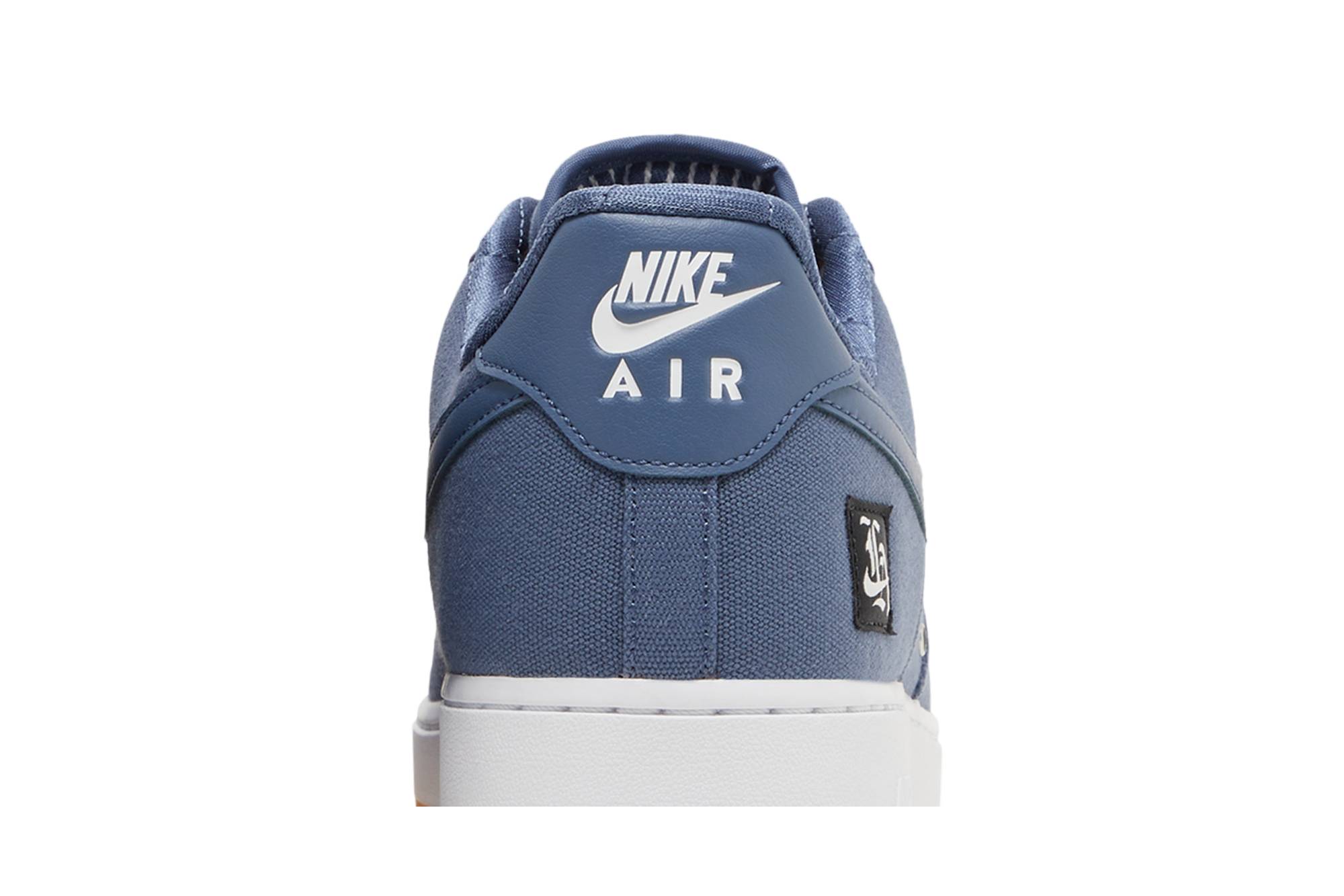 Sizing Nike Air Force 1 Low PRM 'Pantai Nike' FJ4434-491