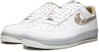 ナイキ エアフォース1 ロー "ブラジル" 635272-100 Shop ナイキ エアフォース1 ロー "ブラジル" 635272-100