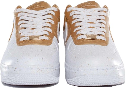 나이키 에어포스 1 로우 슈프림 "금메달" 516630-170 Shop 나이키 에어포스 1 로우 슈프림 "금메달" 516630-170