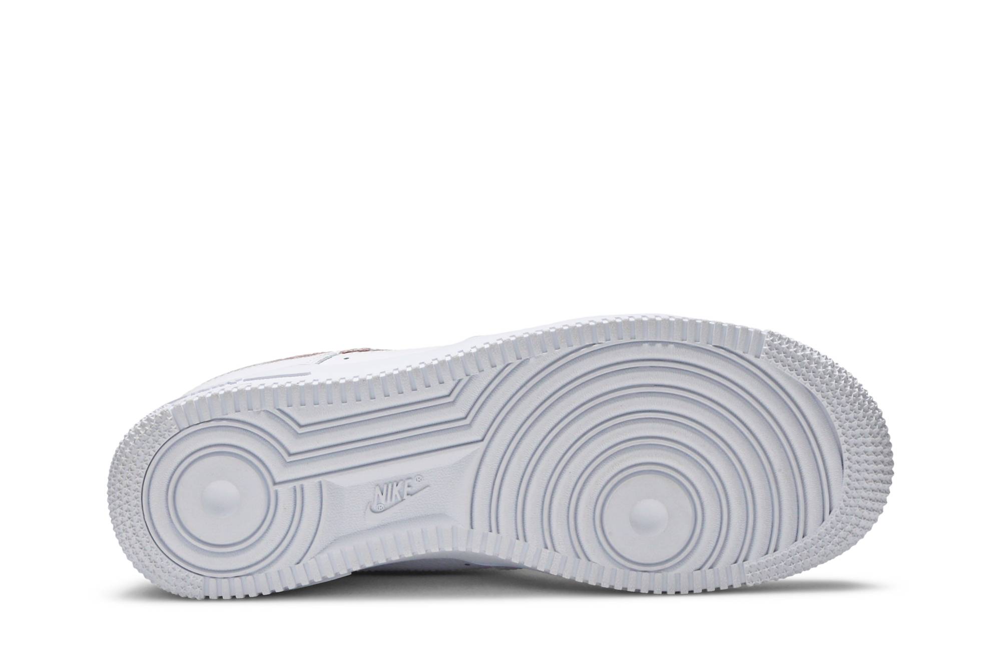 Shop Nike Air Force 1 Low LV8 Utility 復古休閒 低幫 板鞋 男款 白紅