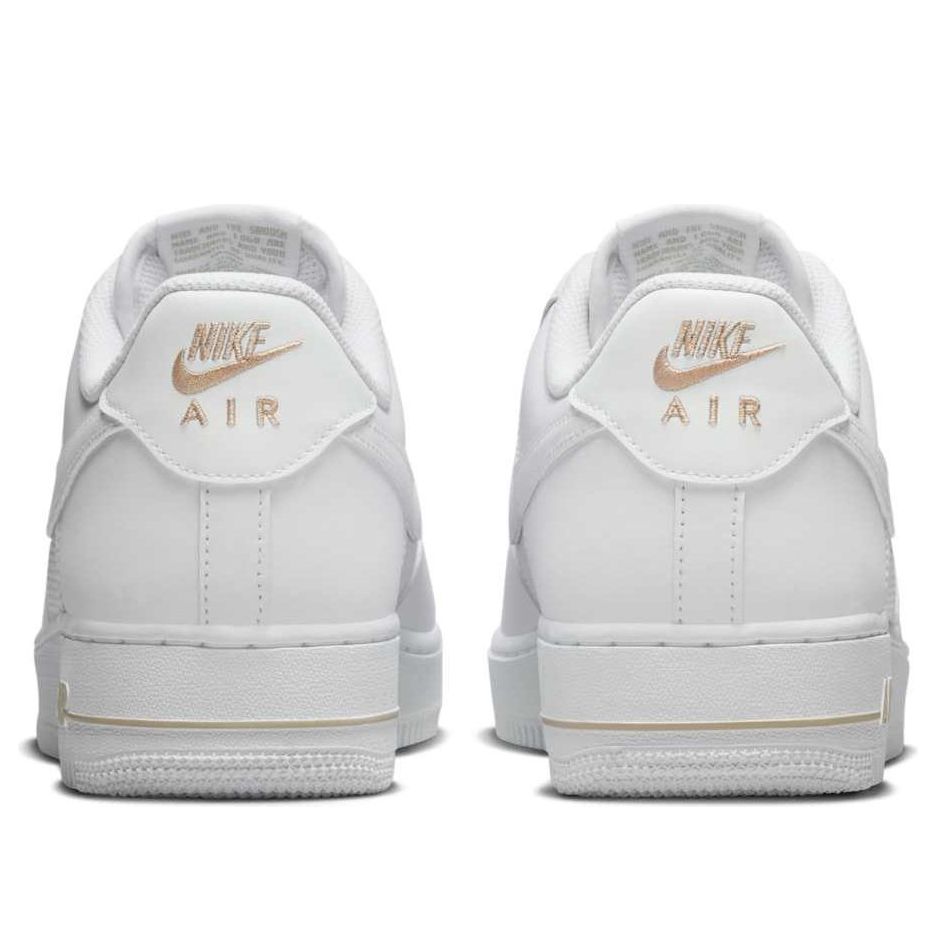 Lookbook Nike Air Force 1 Low Blanco Caqui Desierto Mini Swoosh IO1283-100