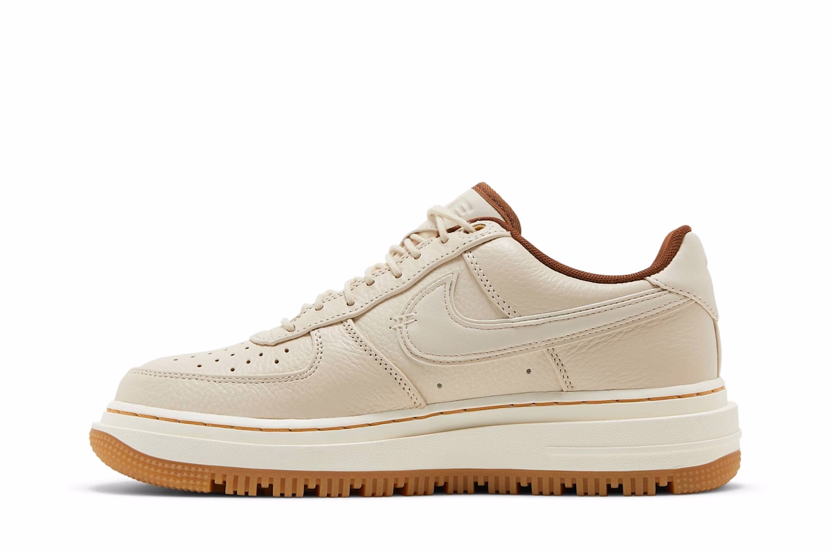Nike Air Force 1 Luxe 'Pecan' DB4109-200
