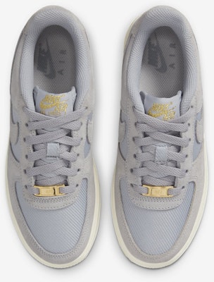 (Youth) Nike Air Force 1 LV8 'Light Smoke Gray' FZ1022-001 Shop (Youth) Nike Air Force 1 LV8 'Light Smoke Gray' FZ1022-001