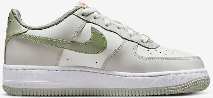 (JR) 온라인 전용 나이키 에어 포스 1 LV8 HV6000-131 Lookbook (JR) 온라인 전용 나이키 에어 포스 1 LV8 HV6000-131