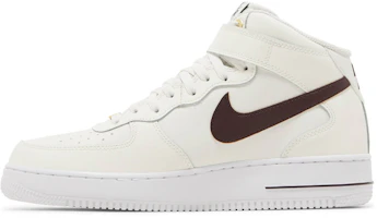Lookbook Nike Air Force 1 Mid 40. Jubiläum DR9513-100