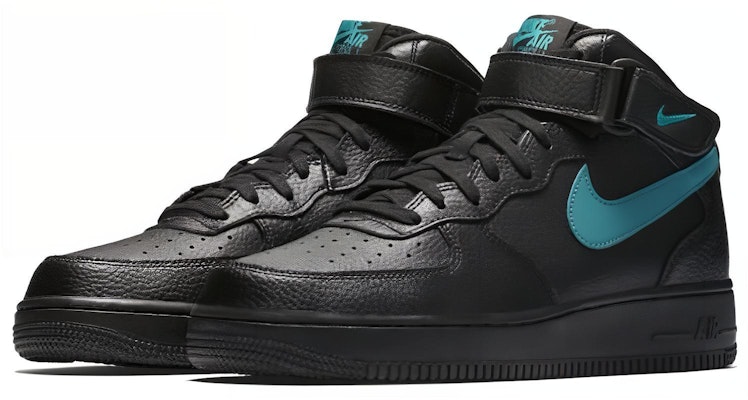 耐吉空軍一號中幫黑色款 Order 耐吉空軍一號中幫黑色款