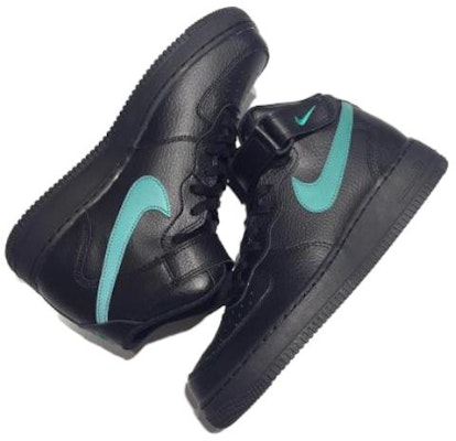 耐吉空軍一號中幫黑色款 Purchase 耐吉空軍一號中幫黑色款