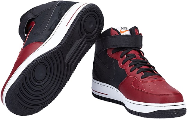 Nike Air Force 1 Mid 中筒休閒板鞋 黑紅色 Shop Nike Air Force 1 Mid 中筒休閒板鞋 黑紅色