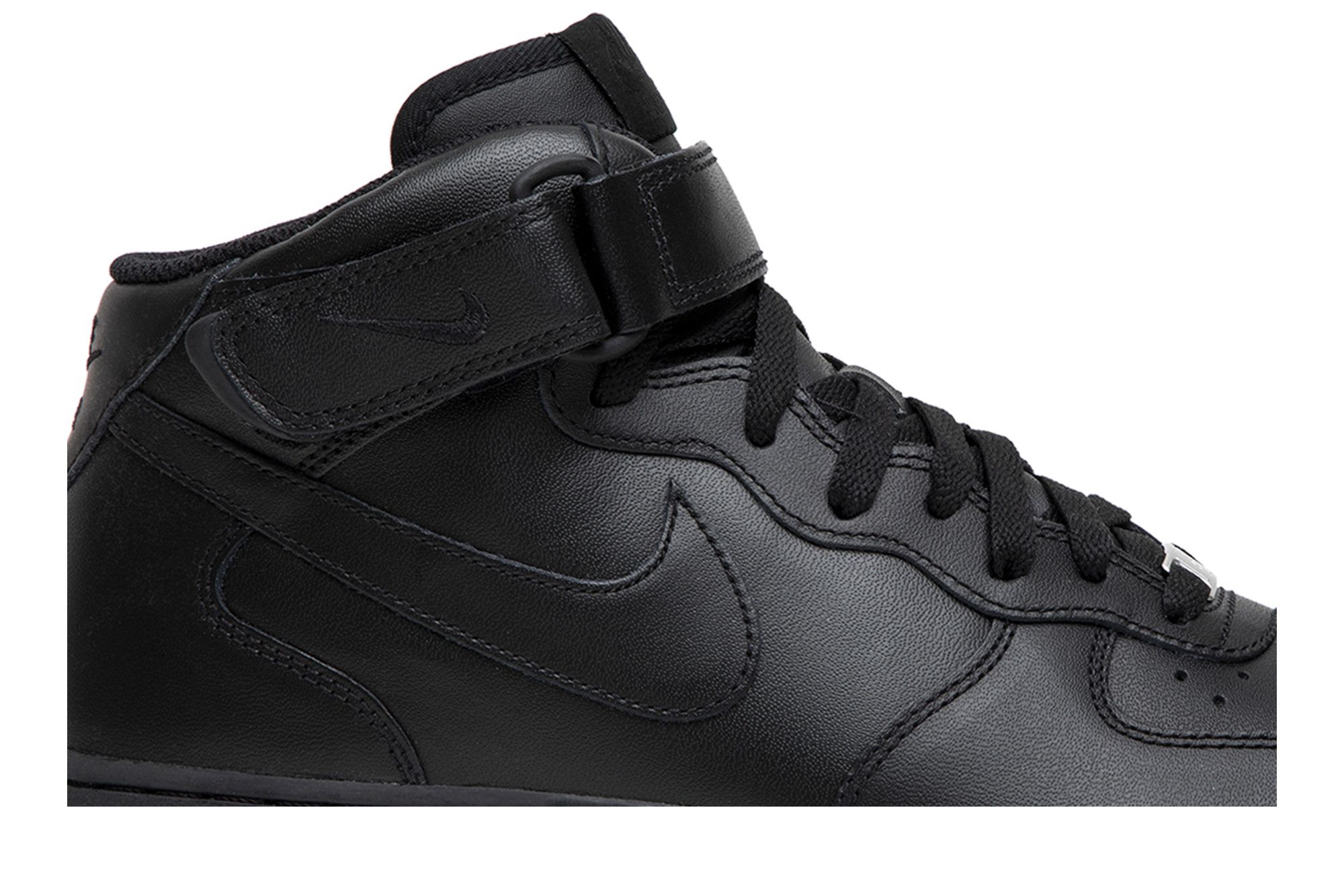 Lookbook Nike Air Force 1 Mid '07 'Triple Black' Hitam Total 315123-001