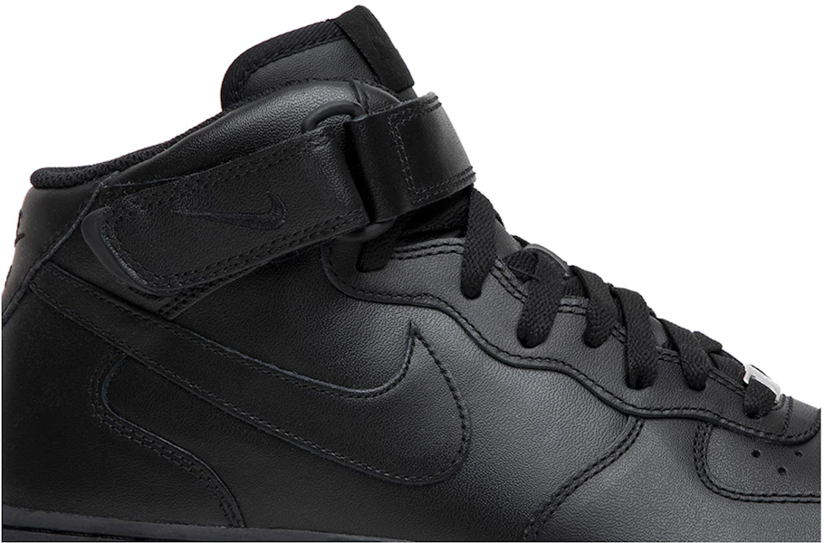 Nike Air Force 1 Mid '07 'Triple Black' Hitam Total 315123-001 Lookbook Nike Air Force 1 Mid '07 'Triple Black' Hitam Total 315123-001