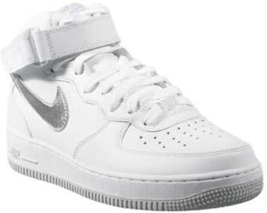 耐克空军一号中帮'07'白银' 315123-109 Lookbook 耐克空军一号中帮'07'白银' 315123-109