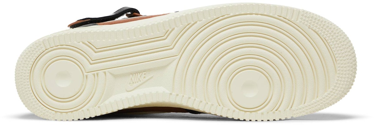 나이키 에어 포스 1 미드 '인증 완료' DQ8766-001 Shop 나이키 에어 포스 1 미드 '인증 완료' DQ8766-001