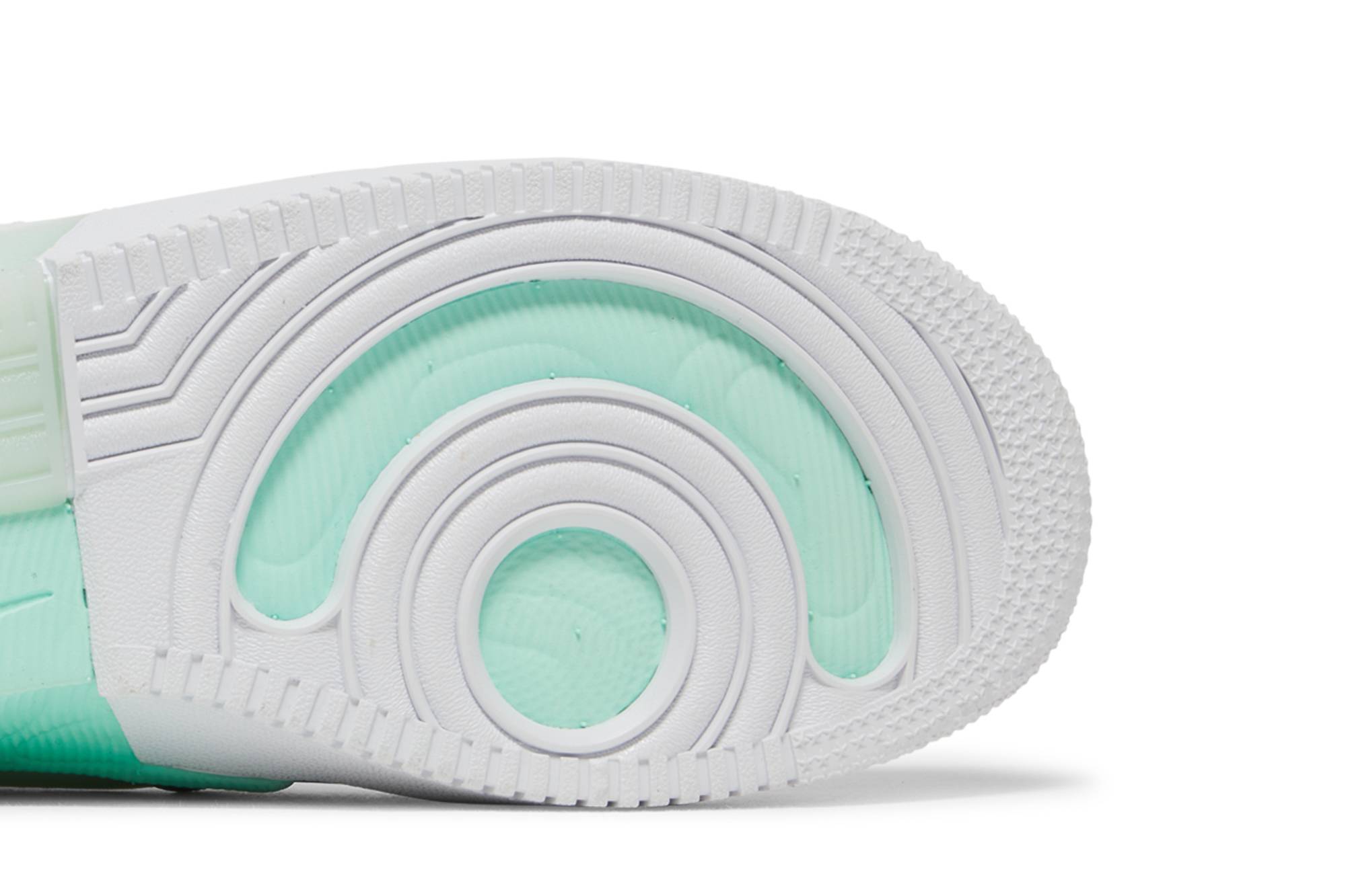 Nike Air Force 1 React ‘Mint Foam’ DM0573-001