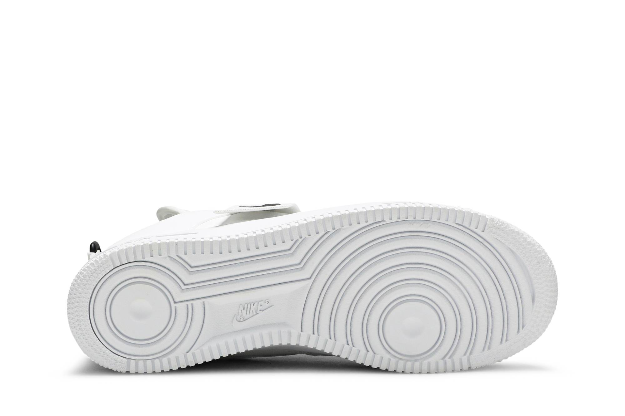 Shop 나이키 에어포스 1 유틸리티 '화이트 블랙' AO1531-101