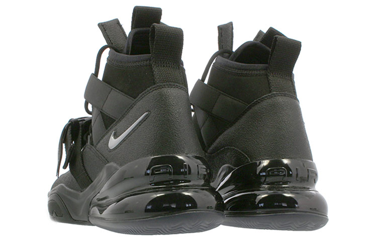 Lookbook Nike Air Force 270 Utility 'Hitam Perak' AQ0572-002