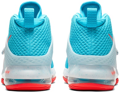 Nike Air Force Max II 「藍怒」 實戰籃球鞋 Shop Nike Air Force Max II 「藍怒」 實戰籃球鞋