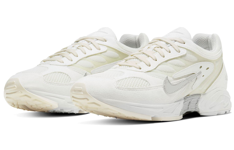 Lookbook Nike Air Ghost Racer Blanc ''Beige'' AT5410-102