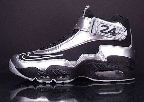 Nike Air Griffey Max 1 'Hitam Metalik' 354912-011 Order Nike Air Griffey Max 1 'Hitam Metalik' 354912-011