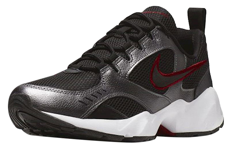 Shop Nike Air Heights 'Bred' Sepatu Sneaker Pria AT4522-002