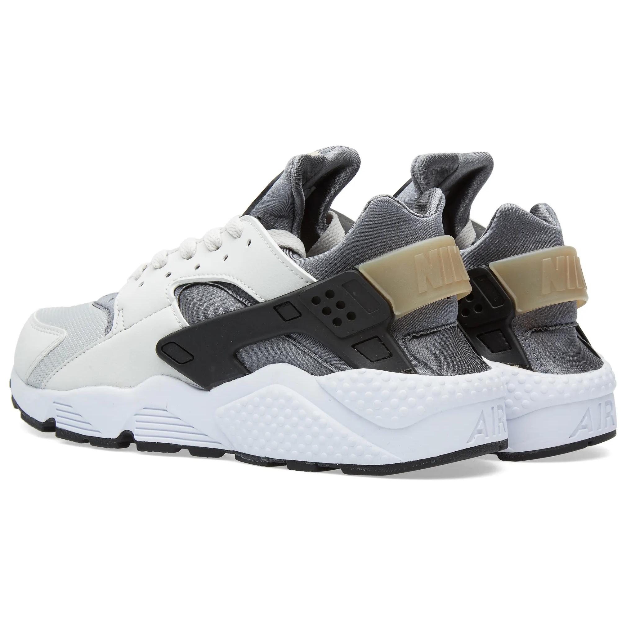 Shop 耐克Air Huarache '浅灰色' 318429-005