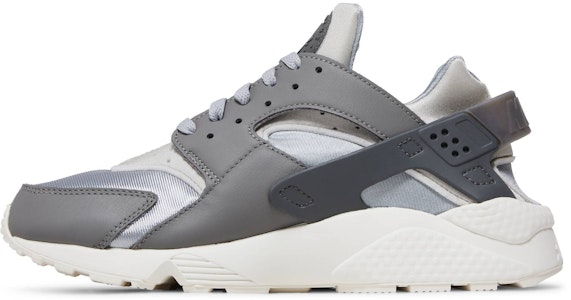Nike Air Huarache 'Kelabu Asap Ringan' FB8988-001 Lookbook Nike Air Huarache 'Kelabu Asap Ringan' FB8988-001