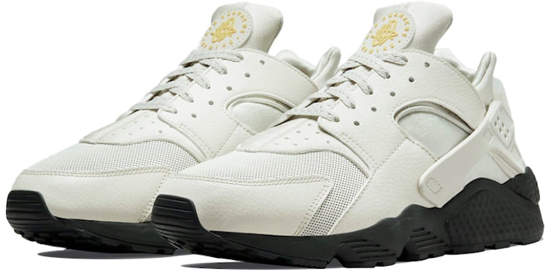 耐克Air Huarache '米色反光网面' DO6388-001 Lookbook 耐克Air Huarache '米色反光网面' DO6388-001