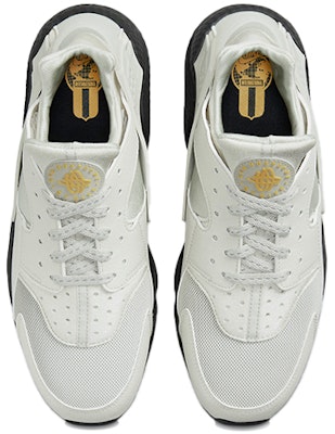 Nike Air Huarache 'Sail Reflective Mesh' Sepatu Sneakers DO6388-001 Shop Nike Air Huarache 'Sail Reflective Mesh' Sepatu Sneakers DO6388-001