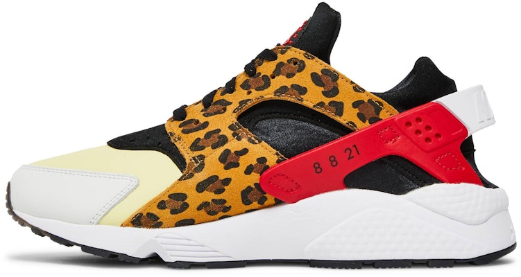 ナイキ エア ハラチ "SNKRS DAY" DM9092-700 Lookbook ナイキ エア ハラチ "SNKRS DAY" DM9092-700