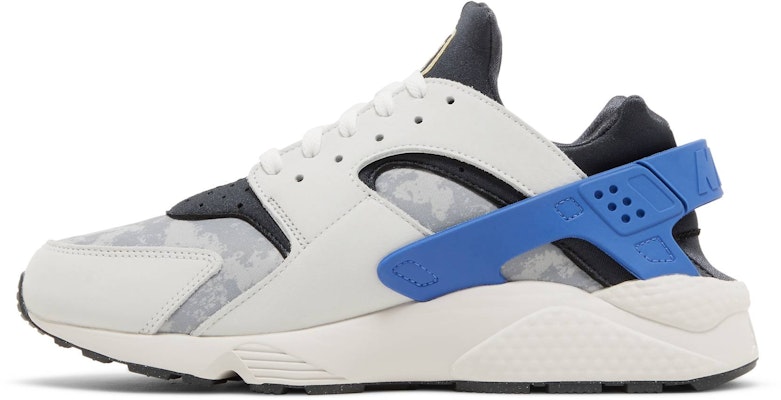 ナイキ エア ハラチ "Social FC" DR0286-100 Lookbook ナイキ エア ハラチ "Social FC" DR0286-100