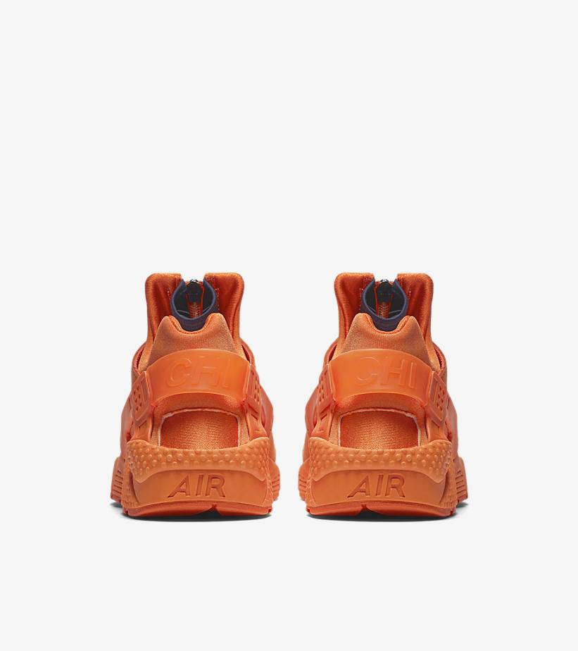 Shop 耐克 Air Huarache 芝加哥 AJ5578-800