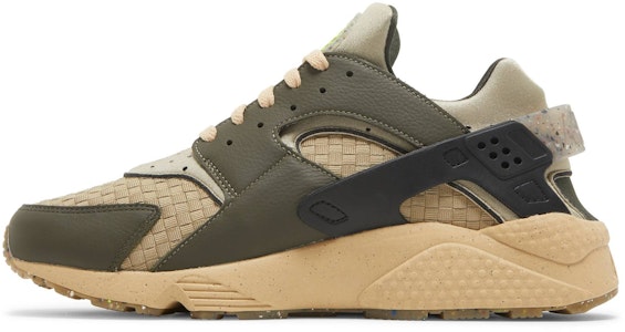 Nike Air Huarache Crater Premium 'Cargo Khaki' Sepatu Sneakers DM0863-300 Lookbook Nike Air Huarache Crater Premium 'Cargo Khaki' Sepatu Sneakers DM0863-300