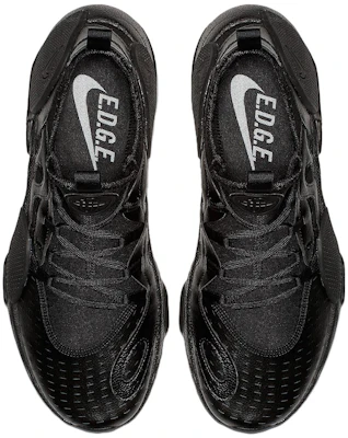 耐克 Air Huarache E.D.G.E. 全黑款 AV3598-002 Lookbook 耐克 Air Huarache E.D.G.E. 全黑款 AV3598-002