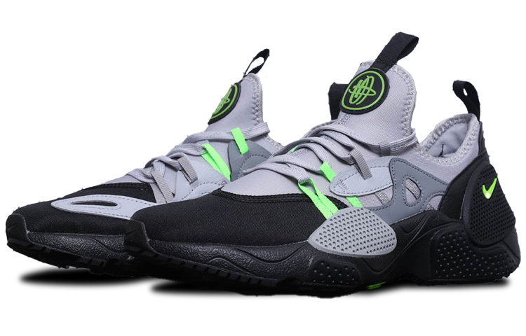 Lookbook Nike Air Huarache E.D.G.E TXT QS Kasut Kelabu/Hitam AO1697-200