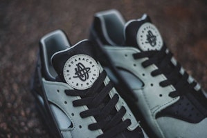 Nike Air Huarache Premium 'Verde Mica' 704830-301 Lookbook Nike Air Huarache Premium 'Verde Mica' 704830-301