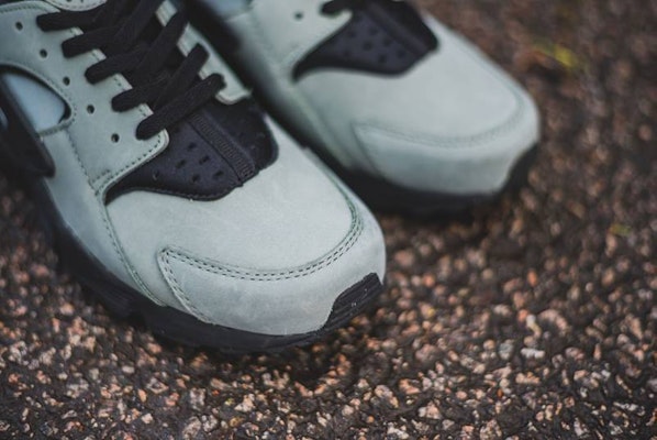 Nike Air Huarache Premium 'Verde Mica' 704830-301 Purchase Nike Air Huarache Premium 'Verde Mica' 704830-301