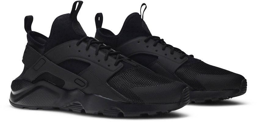 Nike air huarache 2025 run ultra triple black