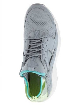 ナイキ エア ハラチ ウルトラ SE "グレー" 875841-002 Lookbook ナイキ エア ハラチ ウルトラ SE "グレー" 875841-002